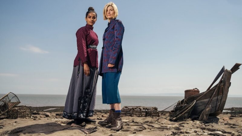 Seal It With a Kiss: Mulling Over the Doctor and Yaz’s Relationship